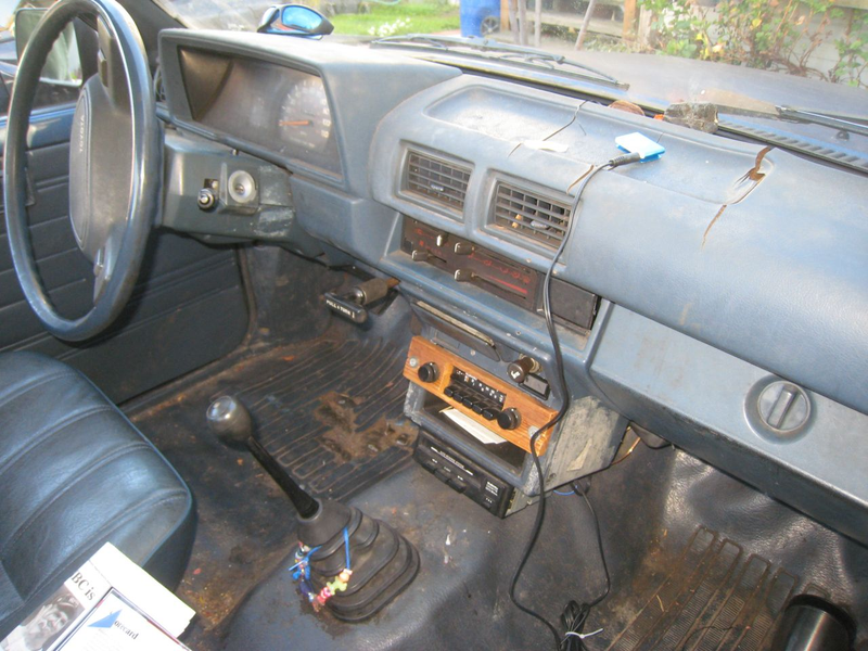 Illustration for article titled Connect An iPod To Your Beater's Theft-Deterring Radio With A Wired FM Modulator